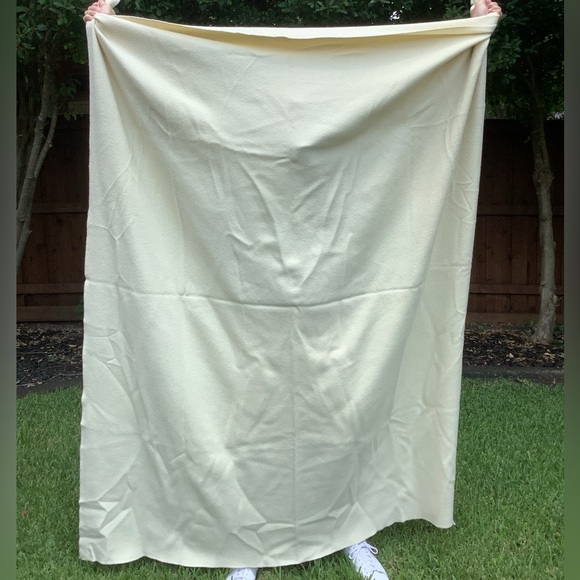 L.L.Bean Freeport, Maine cream wool throw blanket - Picture 11 of 12